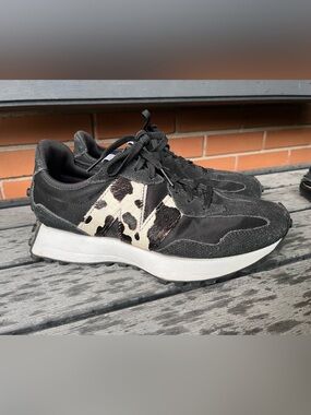 New balance 327 Black with animal print